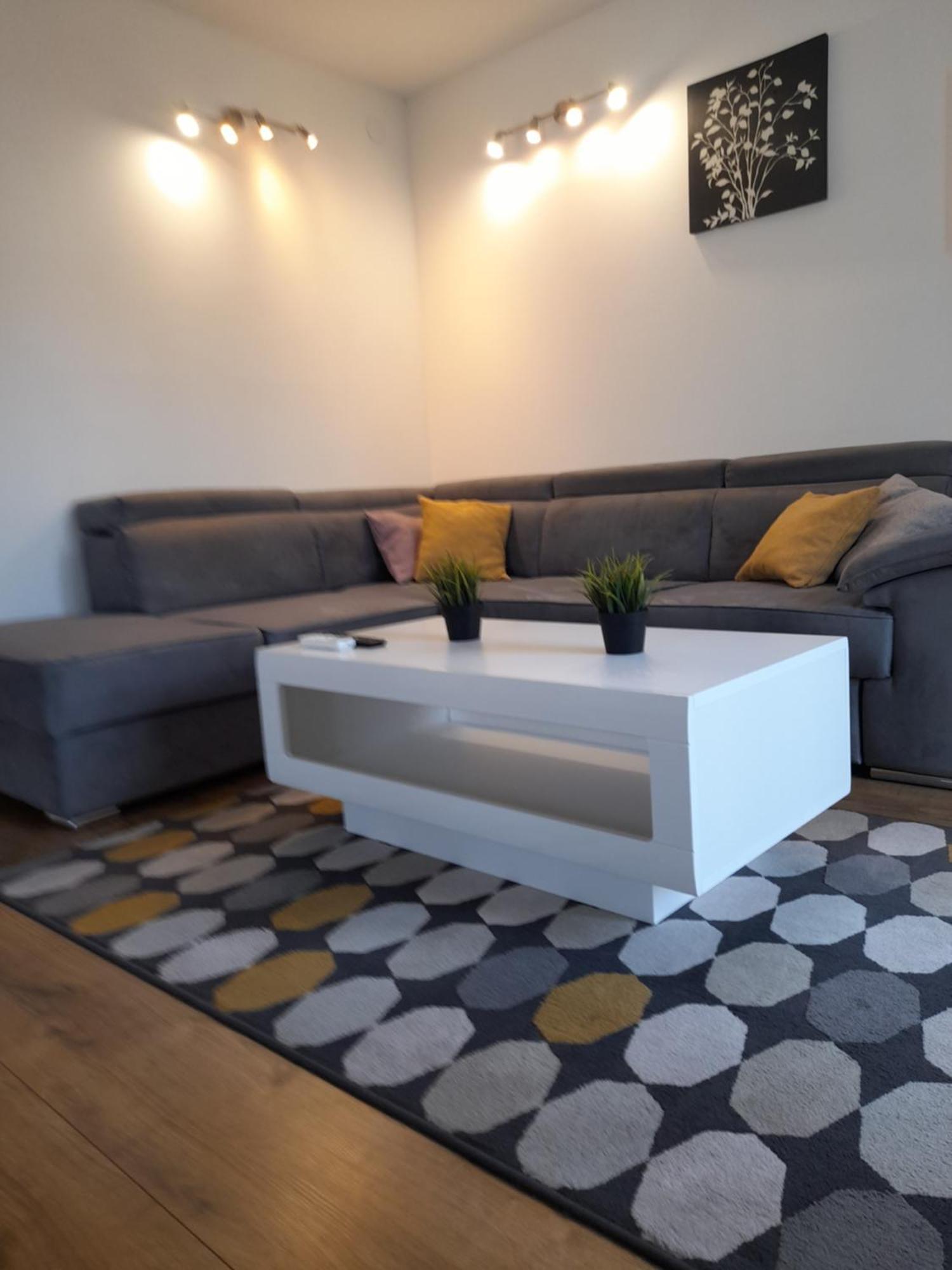 וודיצה Apartments Tonka Centar מראה חיצוני תמונה